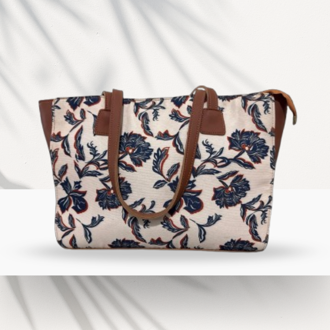 TOTE BAGS